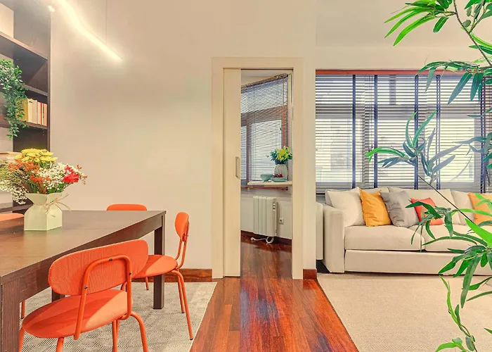 Quiet Urban Apartment